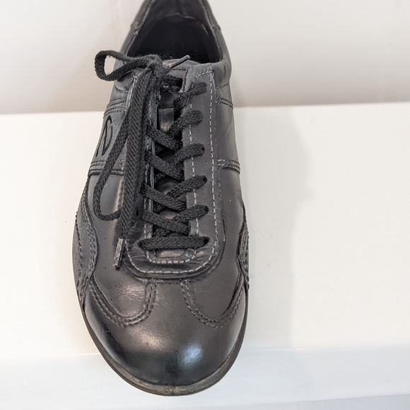 Leather sneakers by Ecco - Picture 11 of 16